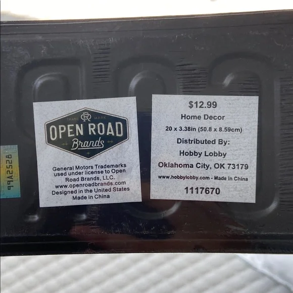 Corvette BLVD home decor - Picture 2 of 3